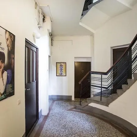 Artist Apartment *